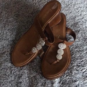 Italian-made classy wedge sandals